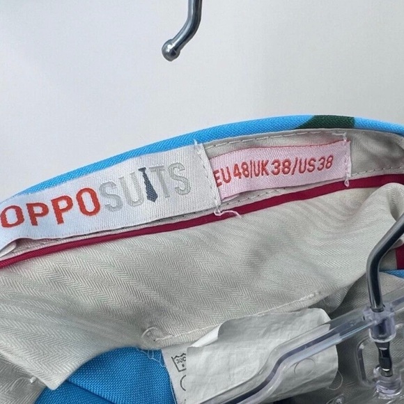 Opposuit tulip print summer suit with matching shorts and tie. - Picture 10 of 11